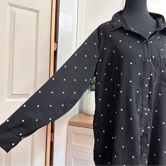 Old Navy Women’s Button Down Shirt Black W/ Seven Point Star Size Large L - Picture 5 of 12
